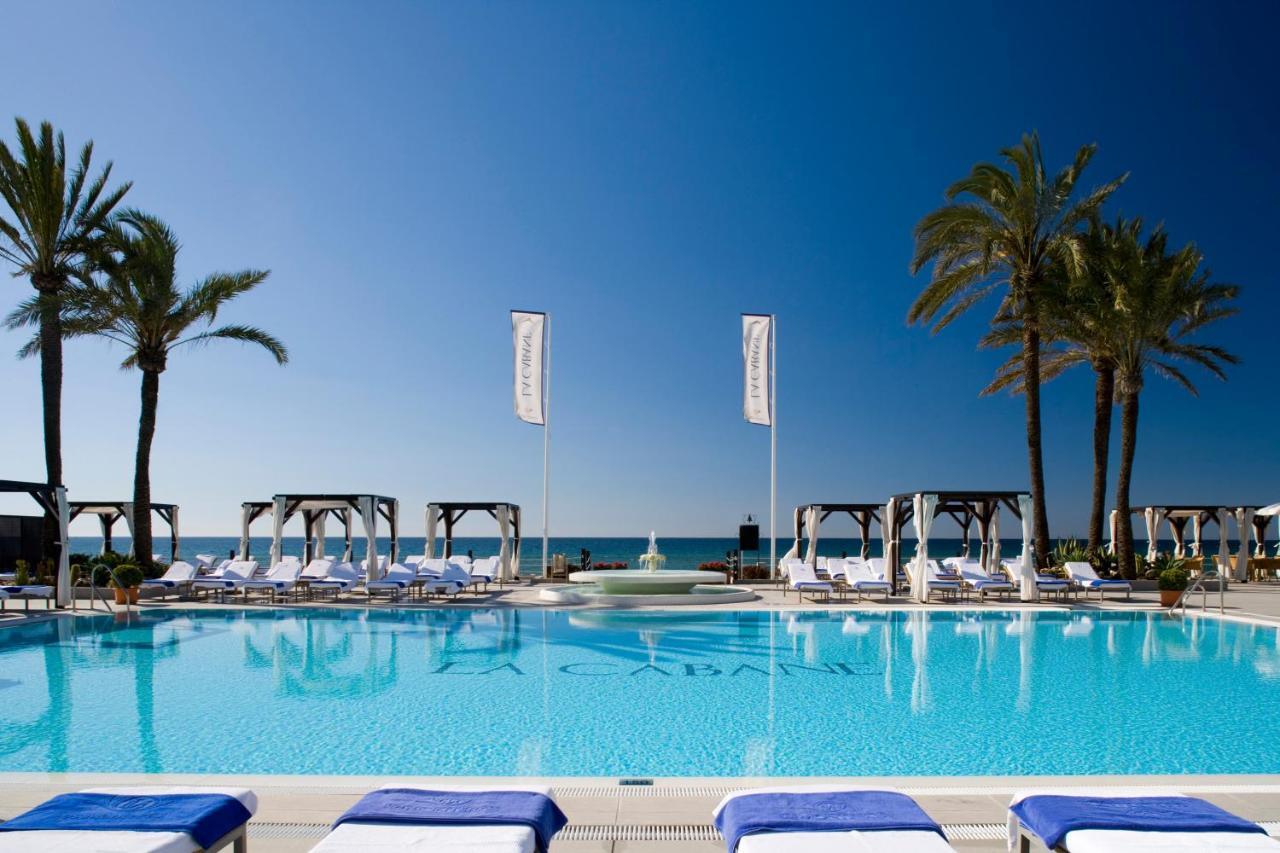 Los Monteros Marbella Hotel & Spa Eksteriør billede The pool at the hotel
